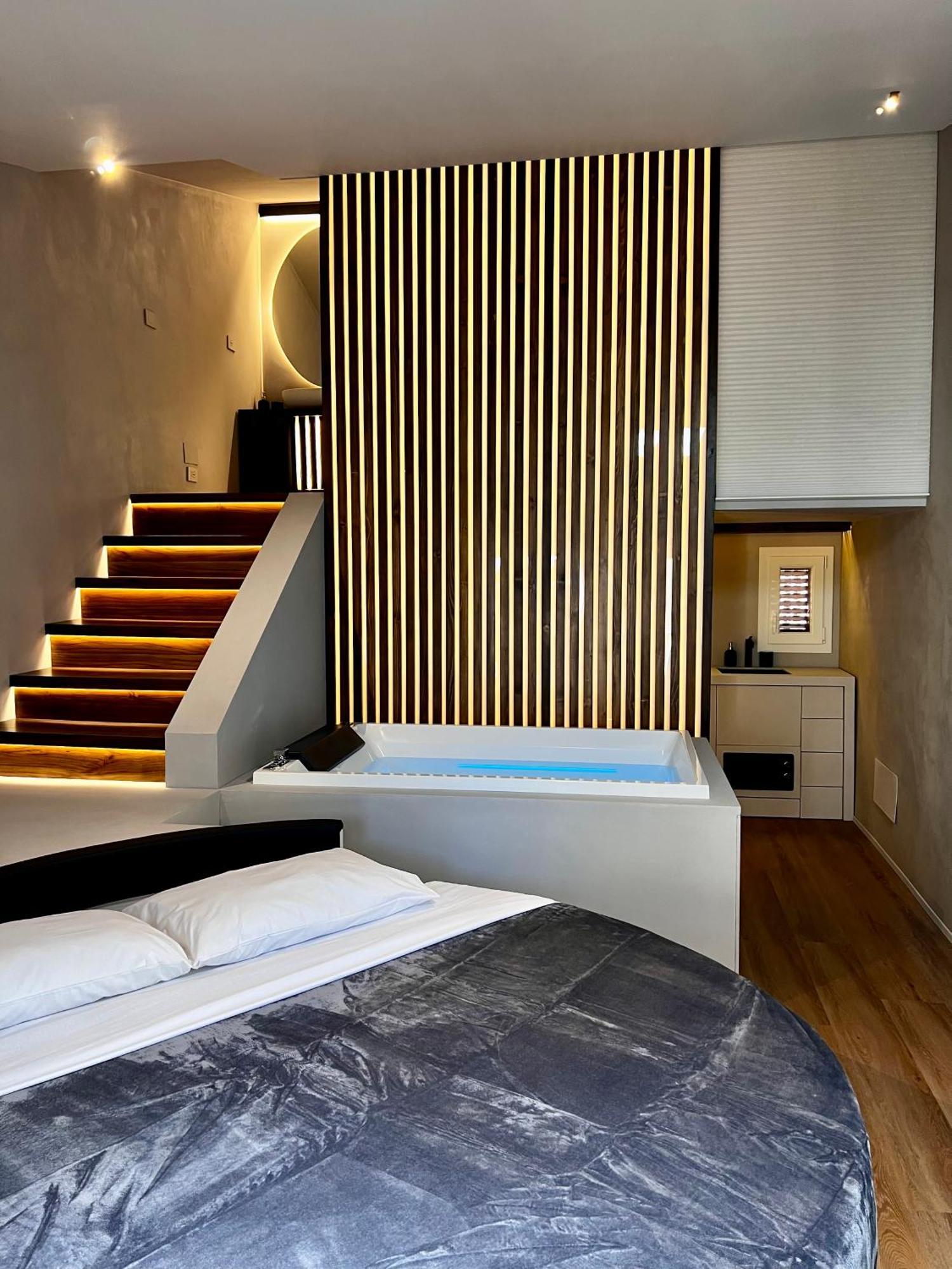 Renard Suite Cefalu Luaran gambar