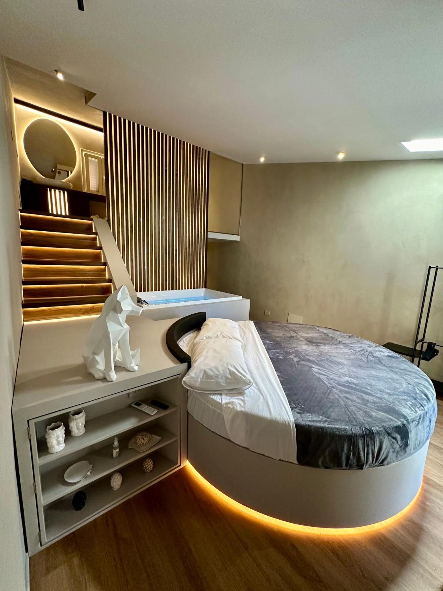Renard Suite Cefalu Luaran gambar